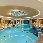 Trofana Royal 5