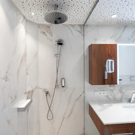 Trofana Royal 5 Hotel 5*