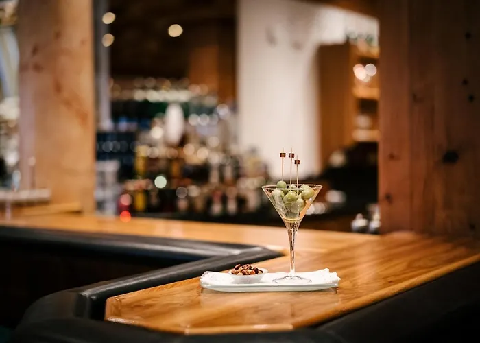 Отель Trofana Royal 5