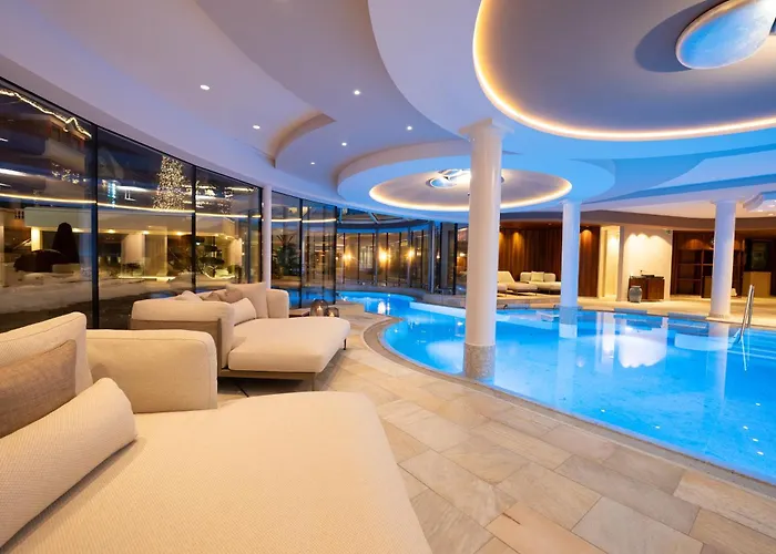 Trofana Royal 5 Hotel 5*