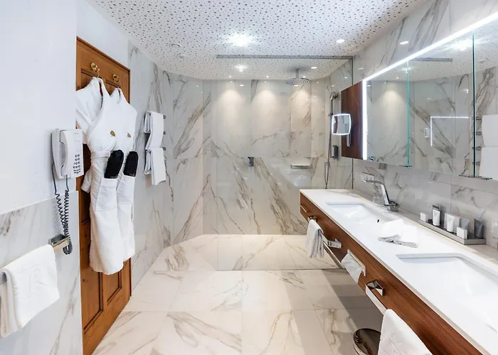 Hotel Trofana Royal 5 5*